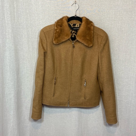 Gorgeous Escada Tan Wool/Camel/Silk Jacket with Mink Collar SZ 38 LIKE NEW - Picture 1 of 11